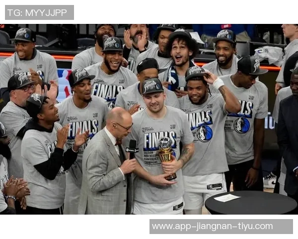 东契奇与SGA数据对比引发MVP争夺战热议46分对决45分谁更强